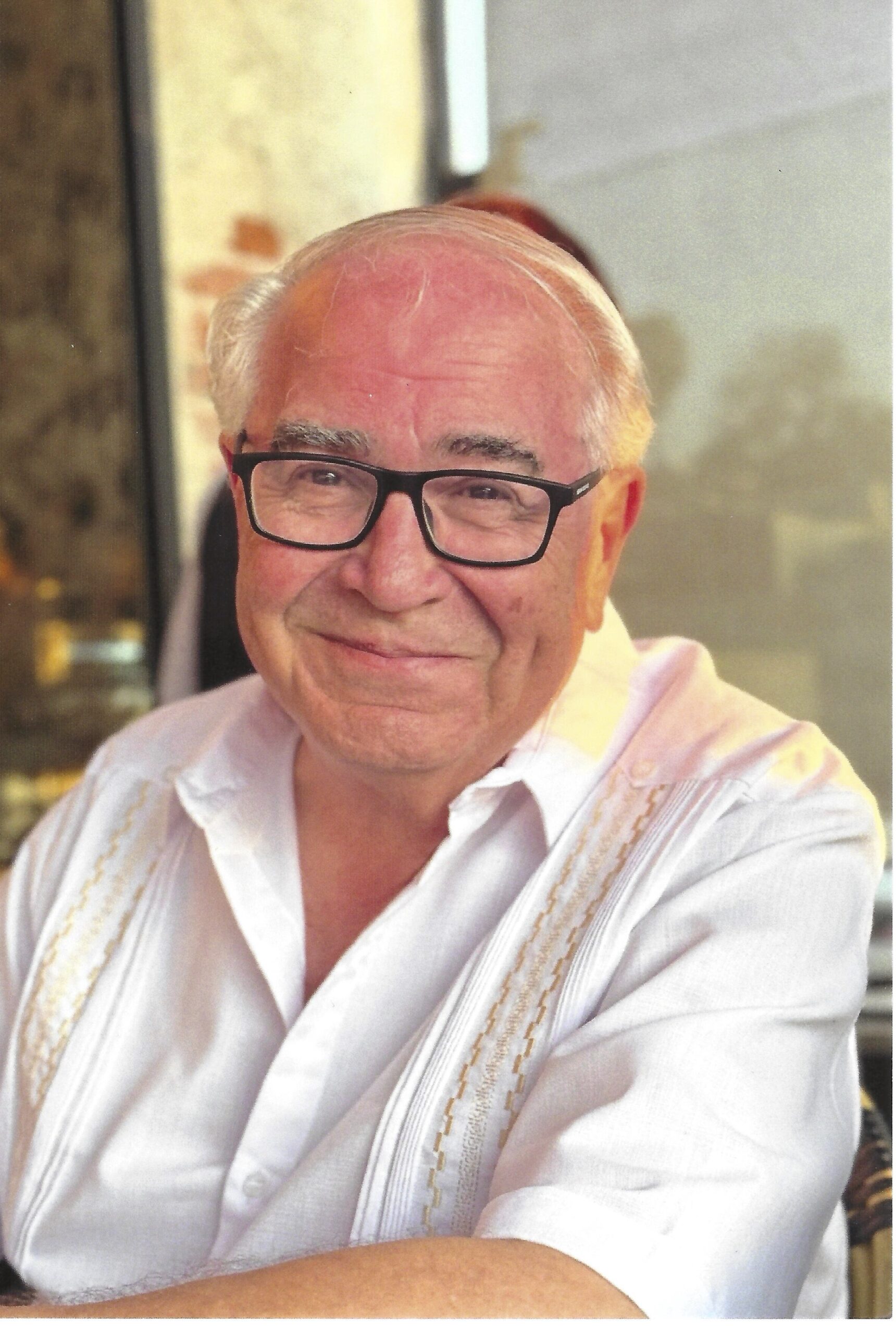 Dr. Arthur Gottchalk